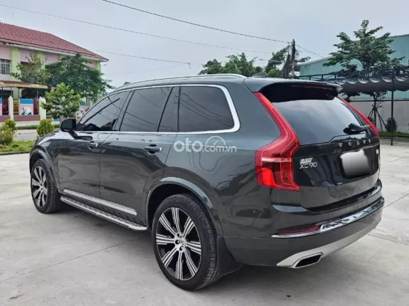 Volvo XC90 T8 Hybrid Recharge AWD 2021 - Xe an toàn nhất TG, full bảo dưỡng hãng