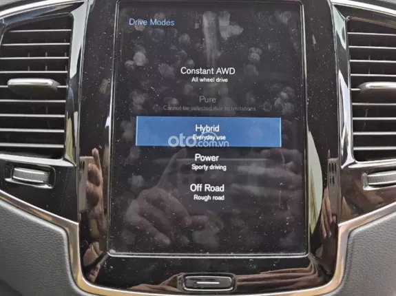 Volvo XC90 T8 Hybrid Recharge AWD 2021 - Xe an toàn nhất TG, full bảo dưỡng hãng