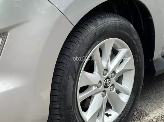 Toyota Innova 2.0G 2018 - Siêu siêu lướt, dành cho anh/chị thích xe ít đi và giá tốt