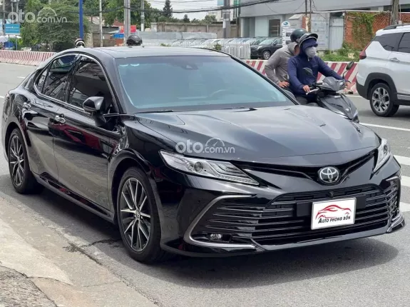 Toyota Camry 2.5Q 2022 - Nhập Thái Lan đi chuẩn 20 ngàn kilomet