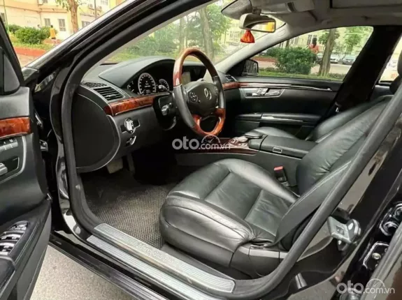 Mercedes-Benz S300 2011 - 690 triệu