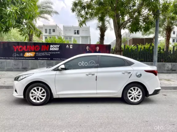 Hyundai Accent 1.4 MT 2022 - Bán xe Huyndai Accent 1.4 MT 2022, bản đủ, màu trắng