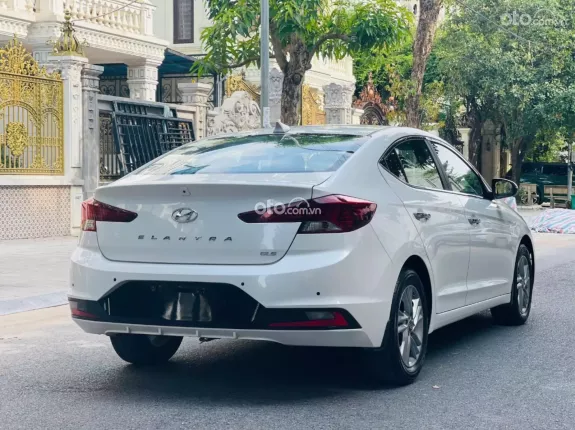 Hyundai Elantra 1.6 AT Đặc biệt 2021 - Xe 1 chủ, hỗ trợ trả góp 70%, xe lỗi tặng xe