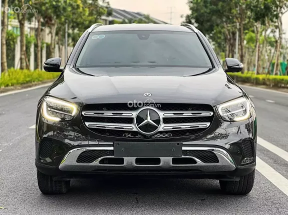 Mercedes-Benz GLC 200 4Matic 2021 - Đưa trước 500tr nhận xe