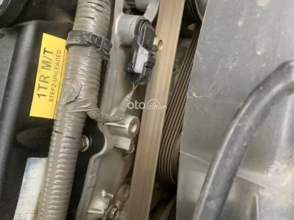 Toyota Innova 2015 - Xe đẹp, giá tốt, đủ hồ sơ giấy tờ sang tên ngay