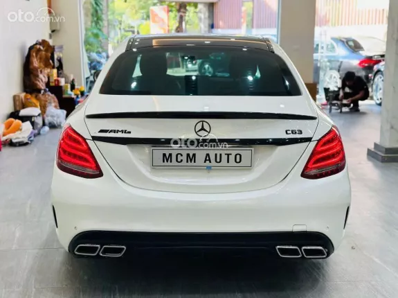 Mercedes-Benz C300 AMG 2015 - Chạy 7 vạn lên rất nhiều đồ chơi