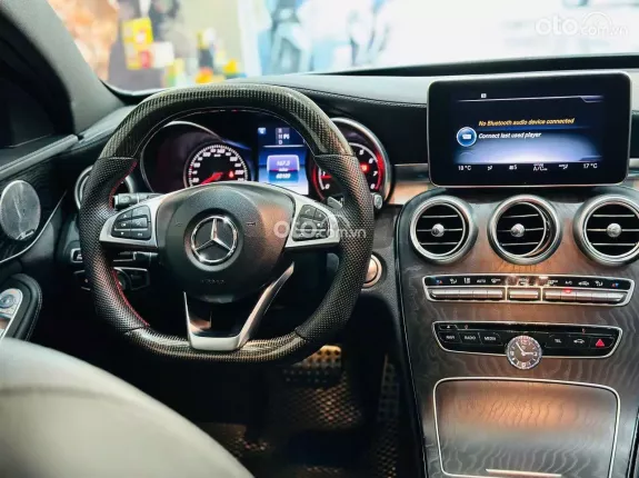 Mercedes-Benz C300 AMG 2015 - Chạy 7 vạn lên rất nhiều đồ chơi