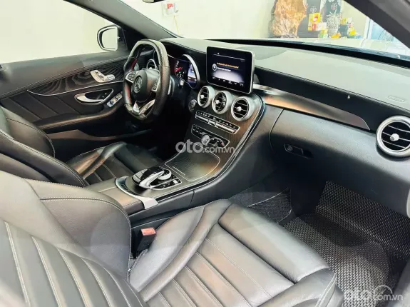 Mercedes-Benz C300 AMG 2015 - Chạy 7 vạn lên rất nhiều đồ chơi
