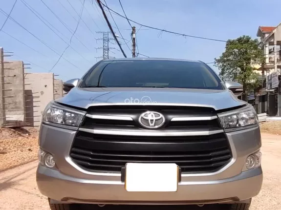 Toyota Innova 2.0E 2017 - Giá thương lượng