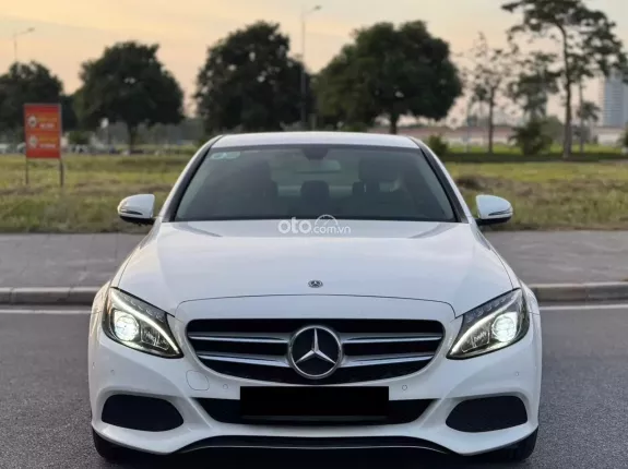 Mercedes-Benz C200 Avantgarde 2017 - Siêu mới, zin 100%