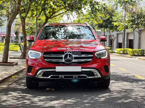 Mercedes-Benz GLC 200 V1 2022 - Đưa trước 500tr nhận xe