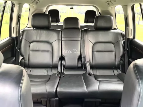 Toyota Land Cruiser VX 4.6 V8 2020 - Thương hiệu khẳng định vị thế