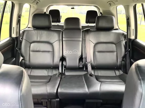 Toyota Land Cruiser VX 4.6 V8 2020 - Thương hiệu khẳng định vị thế