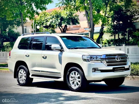 Toyota Land Cruiser VX 4.6 V8 2020 - Thương hiệu khẳng định vị thế