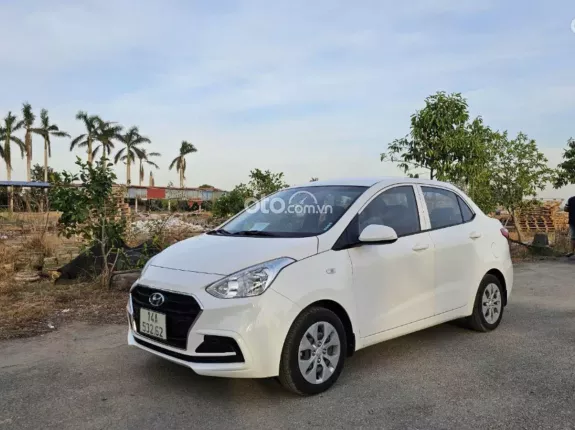 Hyundai Grand i10 Sedan 1.2 MT 2020 - Đăng ký 2021 giá chỉ hơn 2 trăm cá