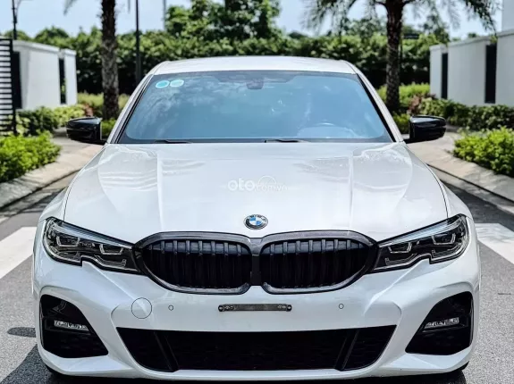 BMW 330i M Sport 2019 - Đưa trước 400tr lấy xe