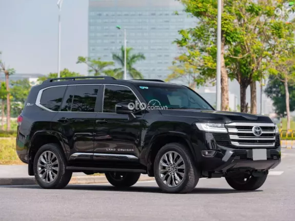 Toyota Land Cruiser V6 3.5L TURBO 2023 - Toyota Land Cruiser V6 3.5L LC300