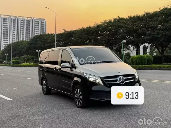 Mercedes-Benz V250 Luxury 2021 - E cần bán mercedes v250 sx 2021 xe đẹp lắm