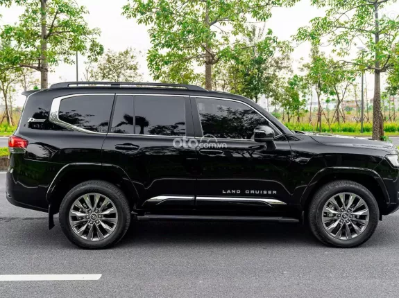 Toyota Land Cruiser 2023 - Lướt 10.000km siêu mới