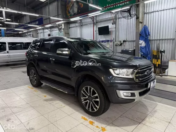 Ford Everest Titanium 2.0 AT 4x2 2018 - Đk 2019 1 chủ từ đầu