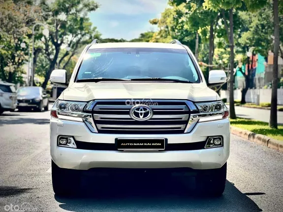 Toyota Land Cruiser VX 4.6 V8 2020 - Một chủ từ đầu, bảo dưỡng hãng đầy đủ, sx: 2020