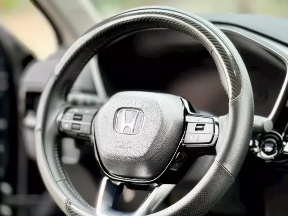 Honda CR-V 1.5 L 2023 - Xe chạy 6000km