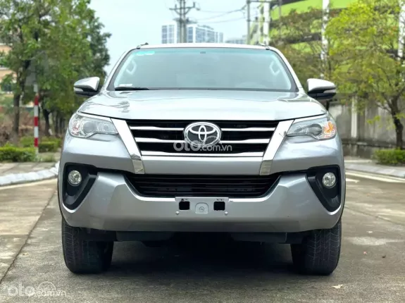 Toyota Fortuner 2.4 MT 4x2 2017 - Hỗ trợ sang tên, hỗ trợ bank cho khách hàng