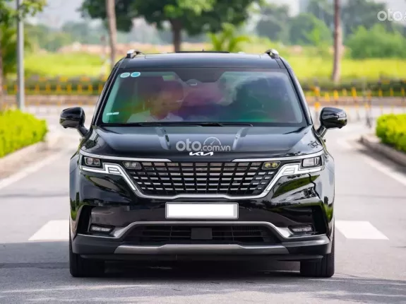 Kia Carnival 2.2D Signature 2023 - Full dầu, màu đen