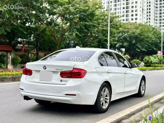 BMW 520i 2015 - Xe đẹp, siêu lướt, model 2016, giá tốt sang tên ngay