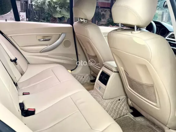 BMW 520i 2015 - Xe đẹp, siêu lướt, model 2016, giá tốt sang tên ngay