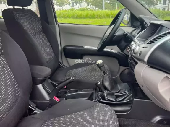 Mitsubishi Triton GLS 2011 - Giá 250tr