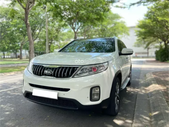 Kia Sorento 2WD 2.2 DATH 2018 - Full dầu