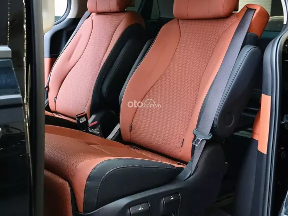 Kia Carnival 2.2D Signature 2022 - Siêu lướt có hỗ trợ bank