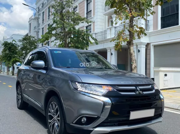 Mitsubishi Outlander 2.0 CVT 2018 - Xe 1 chủ từ đầu full bảo dưỡng hãng sơn zin còn rất rất nhiều, có hổ trợ vay bank