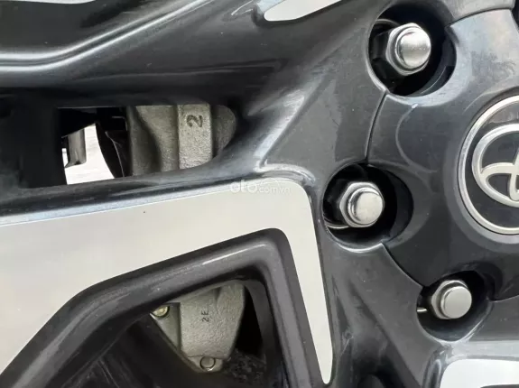 Toyota Fortuner 2.4 AT 4x2 Legender 2022 - Cam kết bằng văn bản xe không đâm đụng, ngập nước