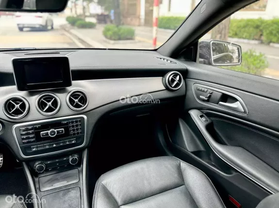 Mercedes-Benz CLA 250 4Matic 2014 - Xe đẹp, full lịch sử hãng, giá tốt sang tên đủ hồ sơ giấy tờ