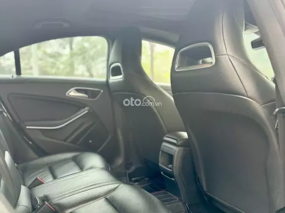 Mercedes-Benz CLA 250 4Matic 2014 - Xe đẹp, full lịch sử hãng, giá tốt sang tên đủ hồ sơ giấy tờ