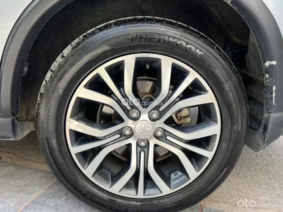 Mitsubishi Outlander 2.0 CVT 2019 - MITSUBISHI OUTLANDER 2.0AT sx - đời 2019