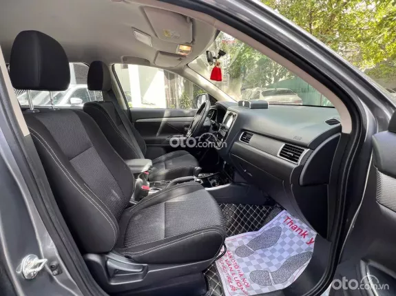 Mitsubishi Outlander 2.0 CVT 2019 - MITSUBISHI OUTLANDER 2.0AT sx - đời 2019