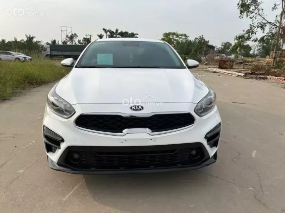 Kia Cerato 1.6 MT 2019 - Xe đẹp, siêu phẩm, đủ hồ sơ giấy tờ sang tên ngay, giá tốt