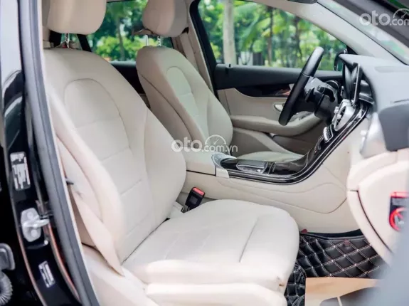 Mercedes-Benz GLC 200 2020 - Giá 1 tỷ 359tr