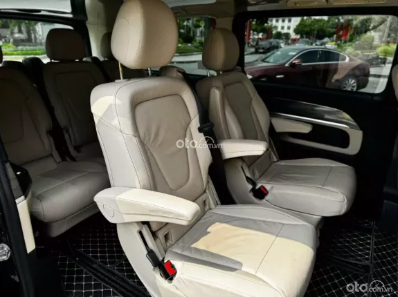 Mercedes-Benz V250 Luxury 2021 - Giá 2 tỷ 59tr