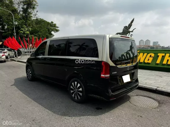 Mercedes-Benz V250 Luxury 2021 - Giá 2 tỷ 59tr