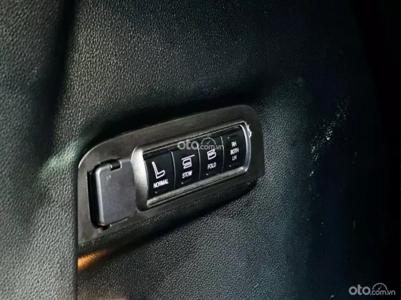 Ford Explorer 2.3L Ecoboost 2018 - Giá 1 tỷ 68tr