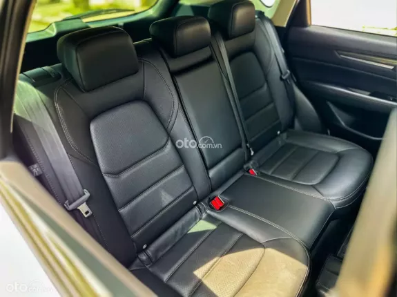 Mazda CX-5 2.0 Premium 2022 - Giá 795tr