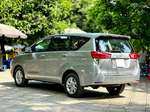 Toyota Innova 2.0G 2016 - Giá 486tr