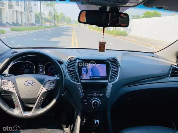Hyundai Santa Fe 2.4L Xăng Cao cấp 2015 - Xe đẹp, trang bị nhiều option cao cấp, giá tốt sang tên ngay