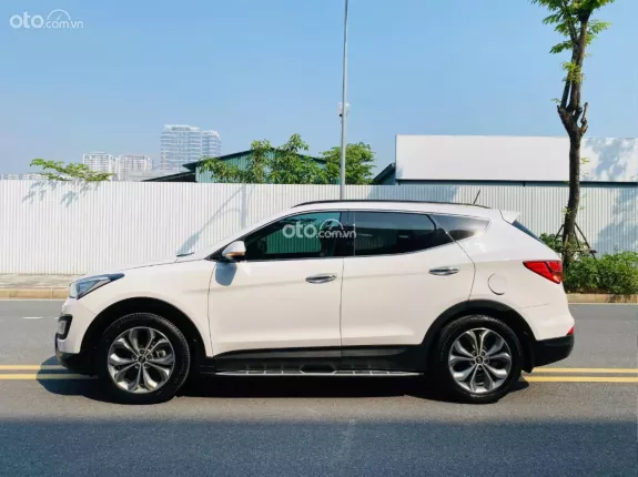 Hyundai Santa Fe 2.4L Xăng Cao cấp 2015 - Xe đẹp, trang bị nhiều option cao cấp, giá tốt sang tên ngay