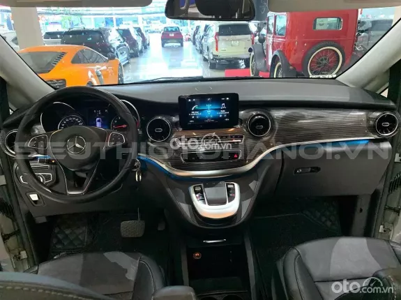 Mercedes-Benz V250 Luxury 2020 - Xe cam kết chất lượng hỗ trợ ngân hàng đến 70%