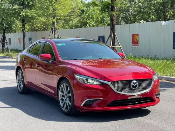 Mazda 6 2.0 Premium 2017 - Chạy 9 vạn biển hà nội rất mới